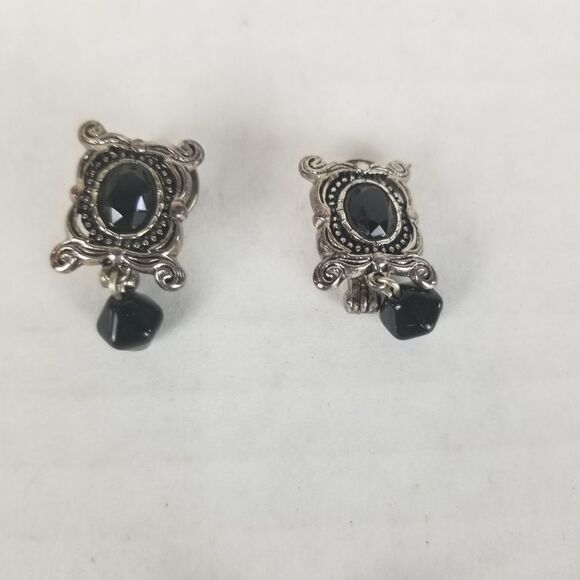 Black and Silver 3-Piece Jewelry Set‎ - Picture 9 of 11